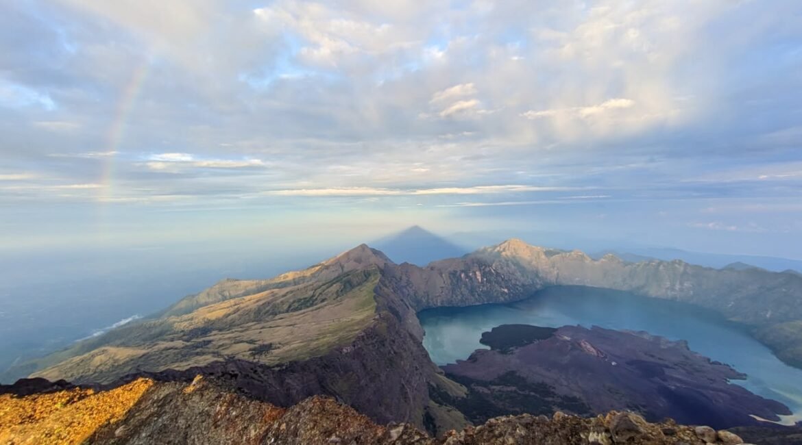 2 Days 1 Night Trekking Tour to Mount Rinjani