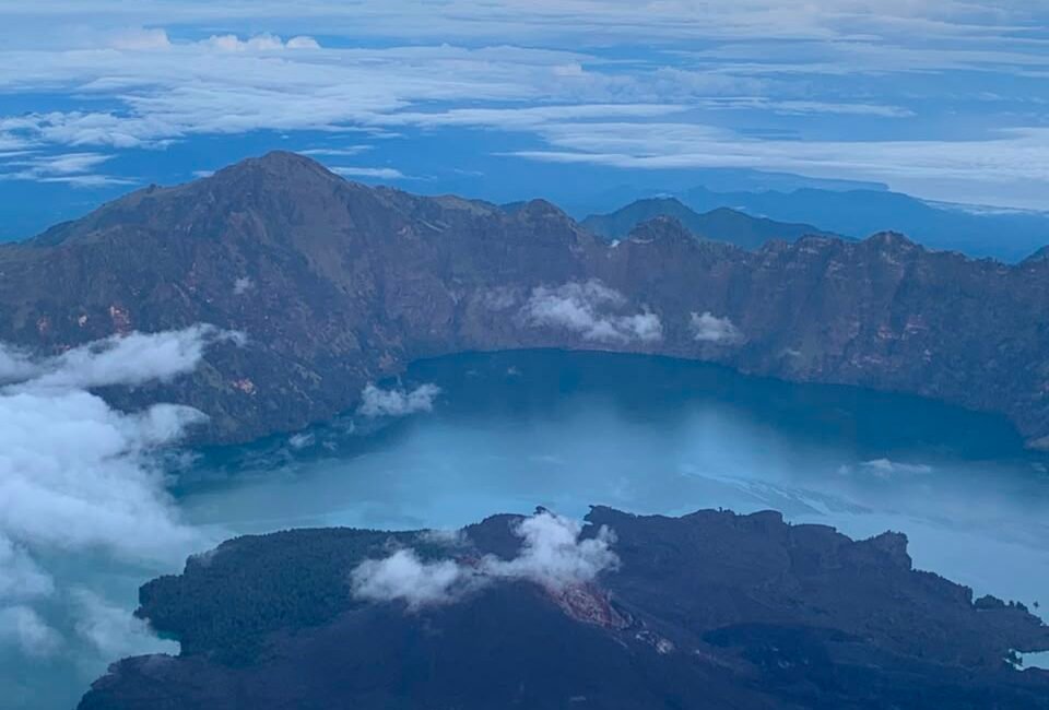 Mount Rinjani in 4 days and 3 nights